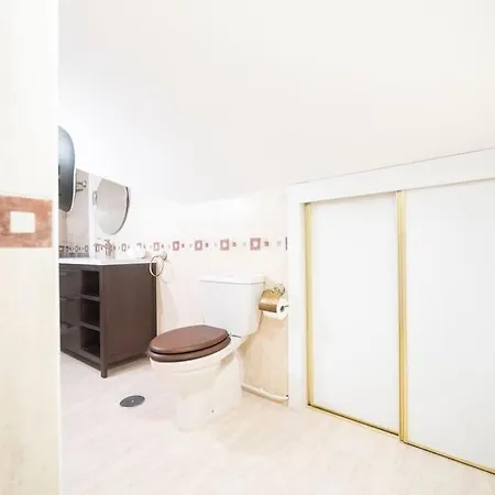 Candelas, Apartment Ares